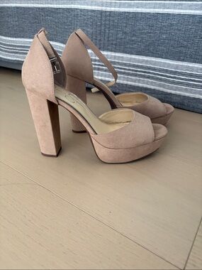 Jessica Simpson Nude Suede Platform Ankle-Strap Heels